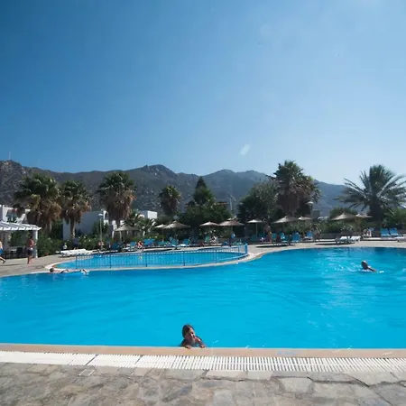 Evripides Village 4*