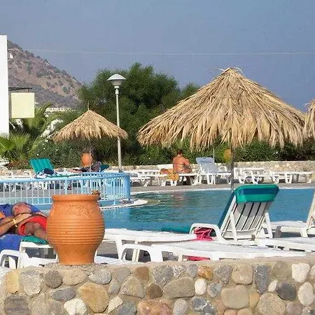 Otel Evripides Village