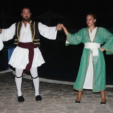 Evripides Village Otel 4*